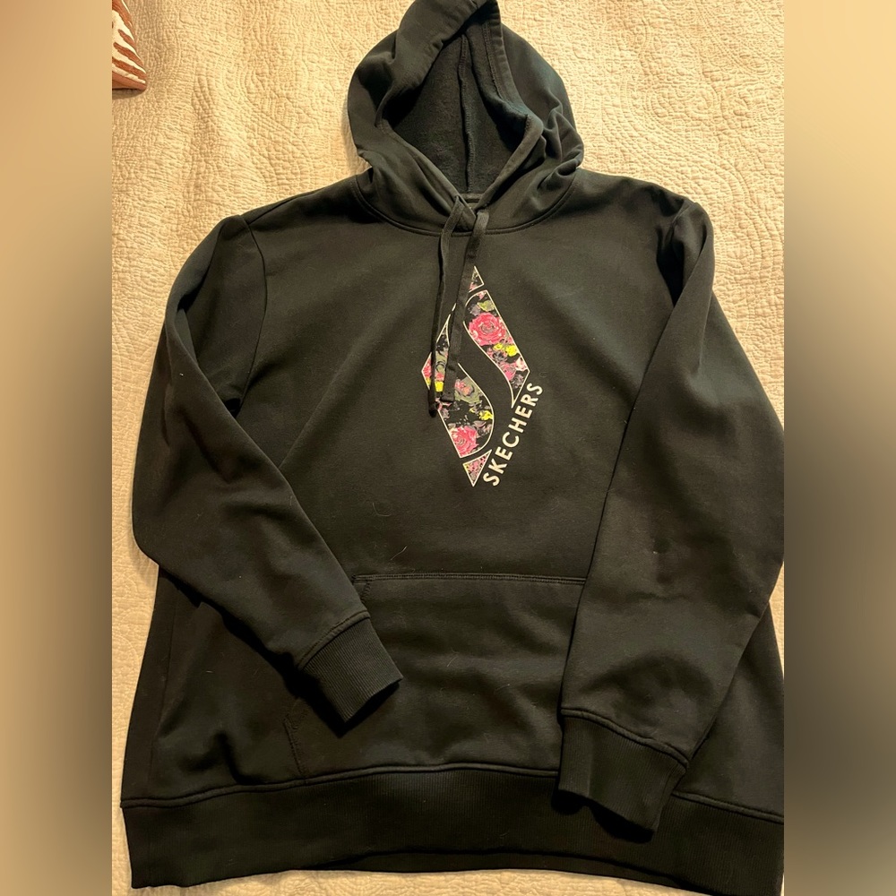 Women’s Skechers hoodie